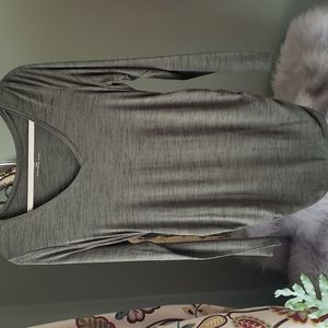 Motherhood Maternity Green V-Neck Top size Medium